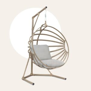 Balanço Sambaqui, estrutura de Alumínio revestido de Corda Náutica. Acompanha acolchoados.